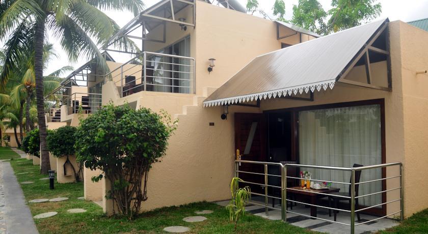 Manisa Hotel Flic-en-Flacq Exterior foto